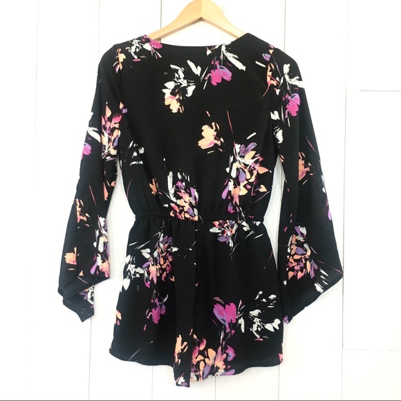 BLACK FLORAL ROMPER - Picture 2 of 5